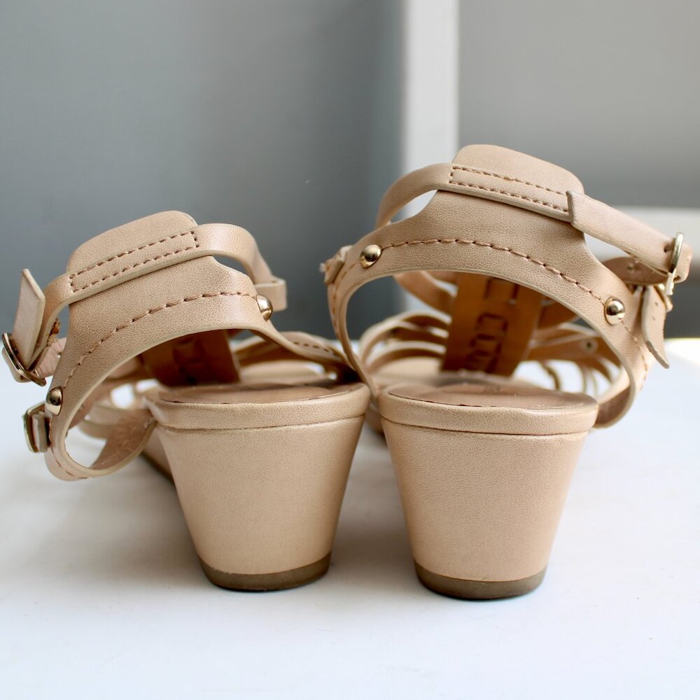 Cityclassified Women's Cream Faux Leather Gladiator Strappy Wedge Sandals SZ 8.5 - Picture 4 of 5